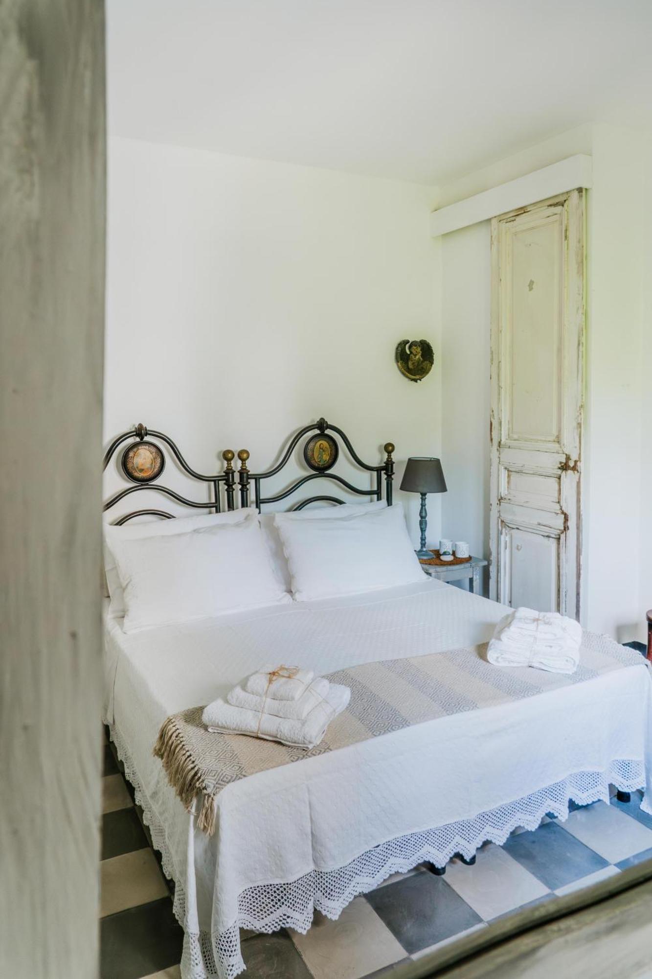 Civico 10 Villa ออสตูนี ภายนอก รูปภาพ